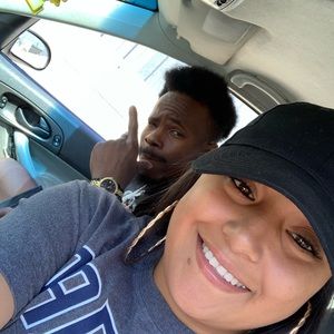 Meet your Posher, Raquel